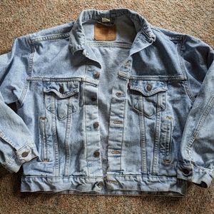 Vintage 90s Levi's Trucker Jacket Light Wash Boxy Men's Size Medium
